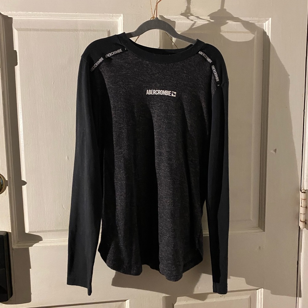 Abercrombie long sleeve | Black/Grey | Boys 11/12